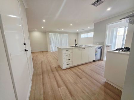 Experience Luxury Living in a Stunning New Home&excl; - Photo 2