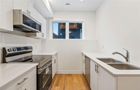 781 Clare Ave, Welland (214) - 1 Bedroom Apartment - Photo 2