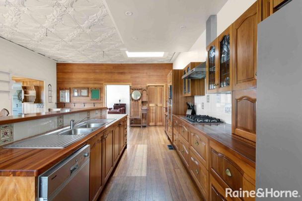 Rural Farmhouse - Photo 1