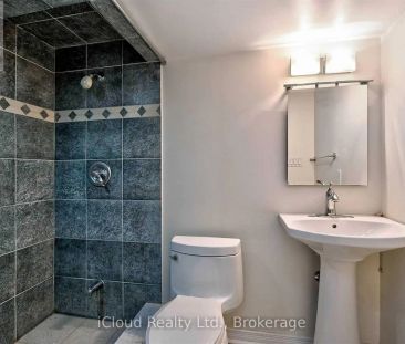 3496 COVENT CRESCENT - Photo 3