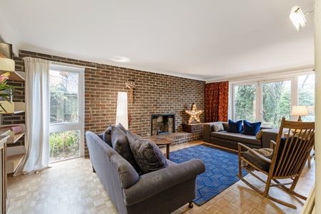 5 bedroom detached house to rent - Photo 2