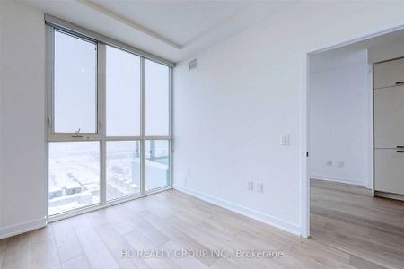 For Lease - 10 Honeycrisp Crescent Unit# 1109, Vaughan, Ontario - Photo 3