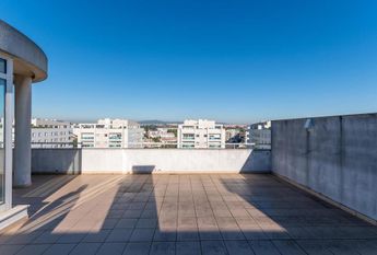 3 Bedroom Apartment with a view, Fórum Oeiras, Oeiras