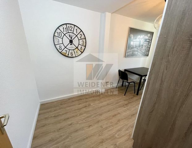 Möblierte, moderne 1-Raum Wohnung mit Fernblick, neuwertiger EBK und Badewanne! - Foto 1