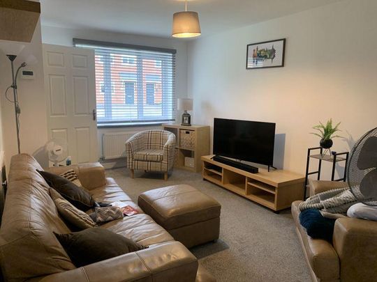 2 bedroom property to rent - Photo 1