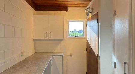 Tidy 2-Bedroom home in Waterview! - Photo 3