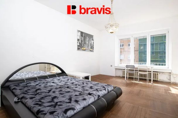 Pronájem bytu 1,5+1, Brno - střed, ul. Žižkova, zařízený, výtah, s balkónem, v blízkosti centra města a zastávky MHD - Фото 1