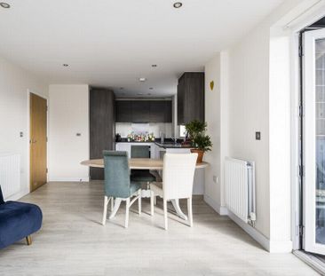 2 bedroom flat to rent - Photo 5