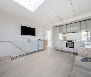 2 bedroom maisonette to rent - Photo 1