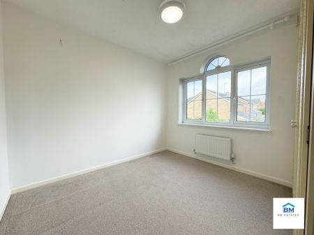 3 Bedroom Detached - Photo 2