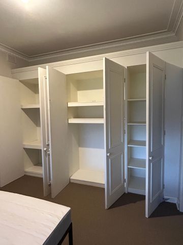 Hughesdale - Photo 4