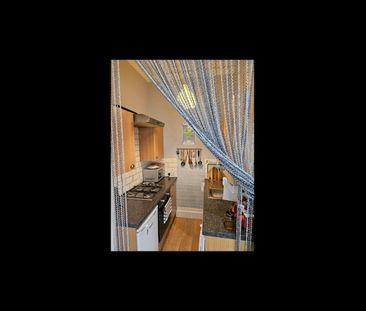 Studio Flat, Dagnall Park, SE25 - Photo 4