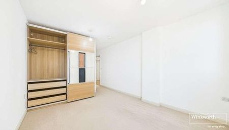 Alpine Road, London, NW9 - Photo 5