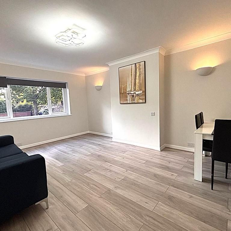 2 bedroom maisonette to rent - Photo 1