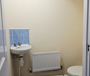 3 Bed Semi-Detached House, Everside Drive, M8 - Photo 4