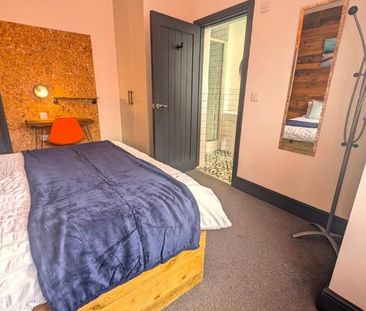1 bedroom in a house share to rent - Photo 5