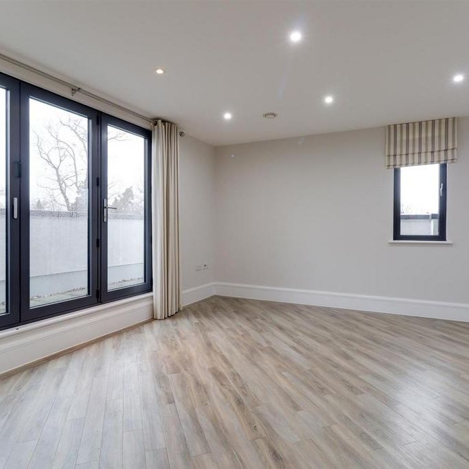 2 bedroom flat to rent - Photo 1