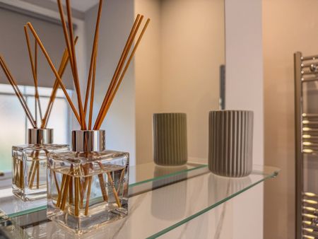 4 Bed Terraced House, Dale Street, NG2 - Photo 3