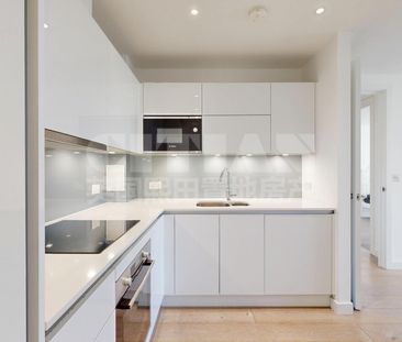Carriage House, 10 City North Place, London, N4 3FT - Photo 5