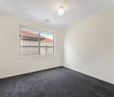 Contemporary Family Living in Sought-After Northgate! - Photo 5