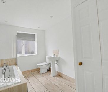 3 bedroom terraced house to rent - Photo 3