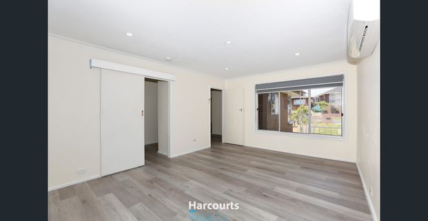 Spacious 3-Bedroom Home with Natural Light and Modern Amenities - Photo 1