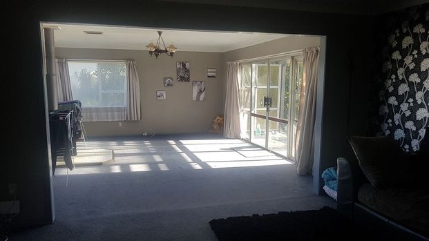 Sunny warm home - Photo 1