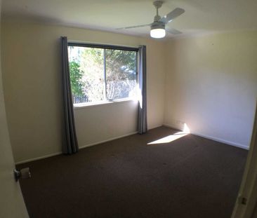 Charming Family Home in Prime Location – Spacious, Convenient, and ... - Photo 3