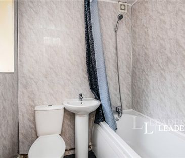 4 bedroom house to rent Factory Road, Birmingham, West Midlands, B18 - Photo 2