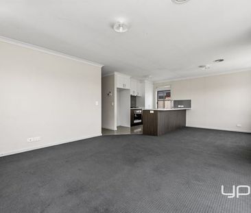 3/9 Burnett Street, Sebastopol - Photo 2