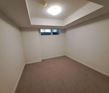 For Lease - 21 Honeycrisp Crescent Unit# 45, Vaughan, Ontario - Photo 3