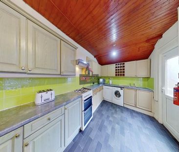 7 bedroom house to rent - Photo 2