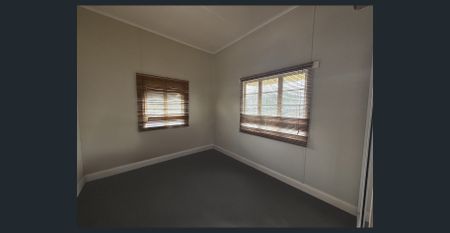 Spacious 5-Bedroom Family Home in Quiet Dalby Location - Photo 5