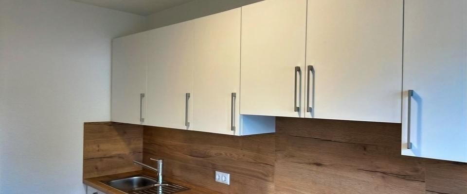 Stilvolle 4-Zimmer-Mietwohnung mit Balkon und Garage – frisch modernisiert - Photo 1