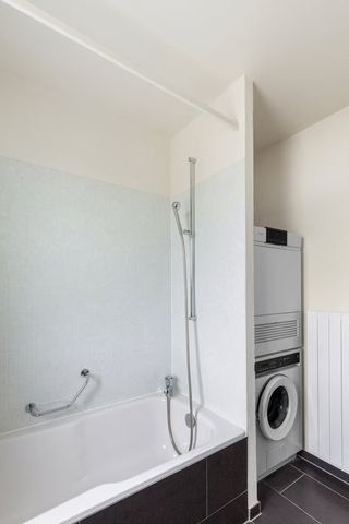 3.5 Zimmer, 120 m², 6. Stock - Foto 3