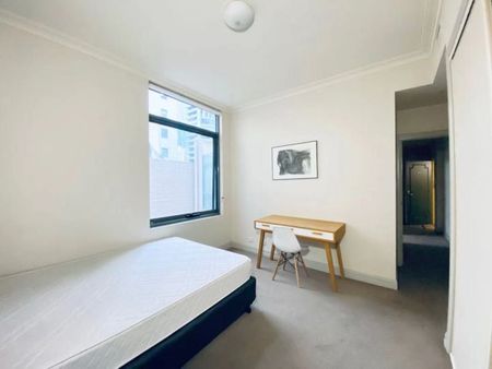 403/406 La Trobe Street, Melbourne - Photo 2