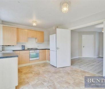 3 bedroom House To Let Total Size: 894 SQ FT - Photo 5