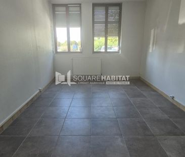 Location Appartement 3 pièces 76m² MAUBEUGE 59600 - Photo 4