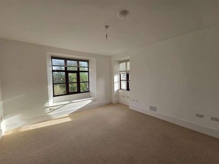 Truro, TR1 - Photo 5