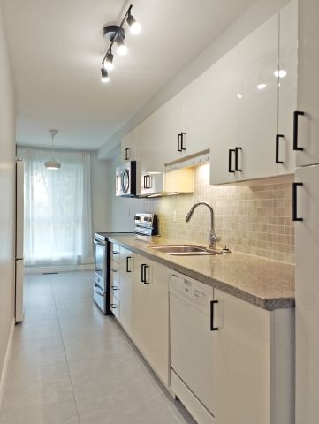 For Lease - 20 Scenic Mill Way, Toronto, Ontario - Photo 2