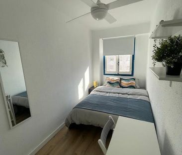 Avinguda del Camí Nou, Xirivella, Valencian Community 46950 - Photo 6