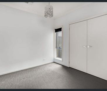 Hi, I'm Minimalist Living... - Photo 3