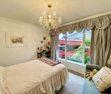 Fully furnished and low maintenance - Photo 4