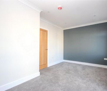 4 bedroom townhouse to rent - Photo 4