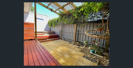 Quiet Quality Unit So Close to the Beach - Photo 5