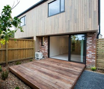 2/228A Opawa Rd | $650 weekly - Photo 4