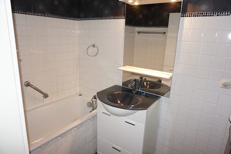 Appartement à louer - 76600 LE HAVRE - Photo 4