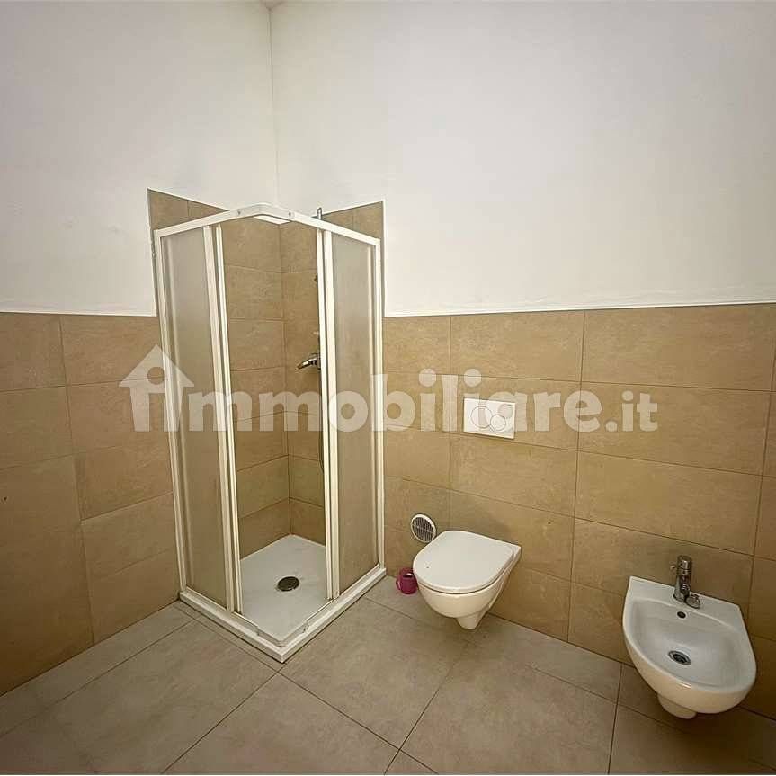 Trilocale via Gramsci, 6, Centro, Arona - Photo 1