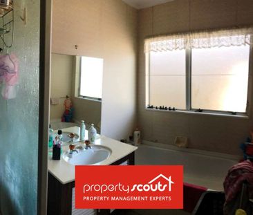 Close to the Heart of the Eastern Suburbs - Photo 4