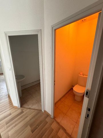 Location Appartement 2 pièces 34m² BEDARIEUX 34600 - Photo 4